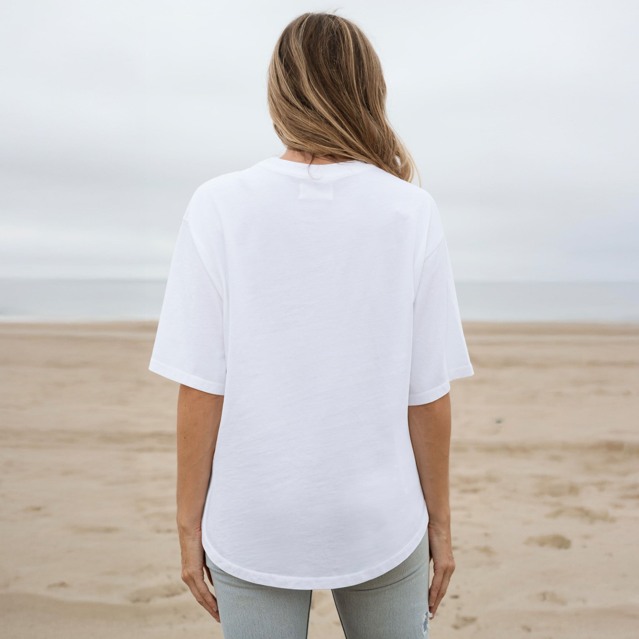 Womens Relaxed Fit Curved Hem Heavyweight Tee