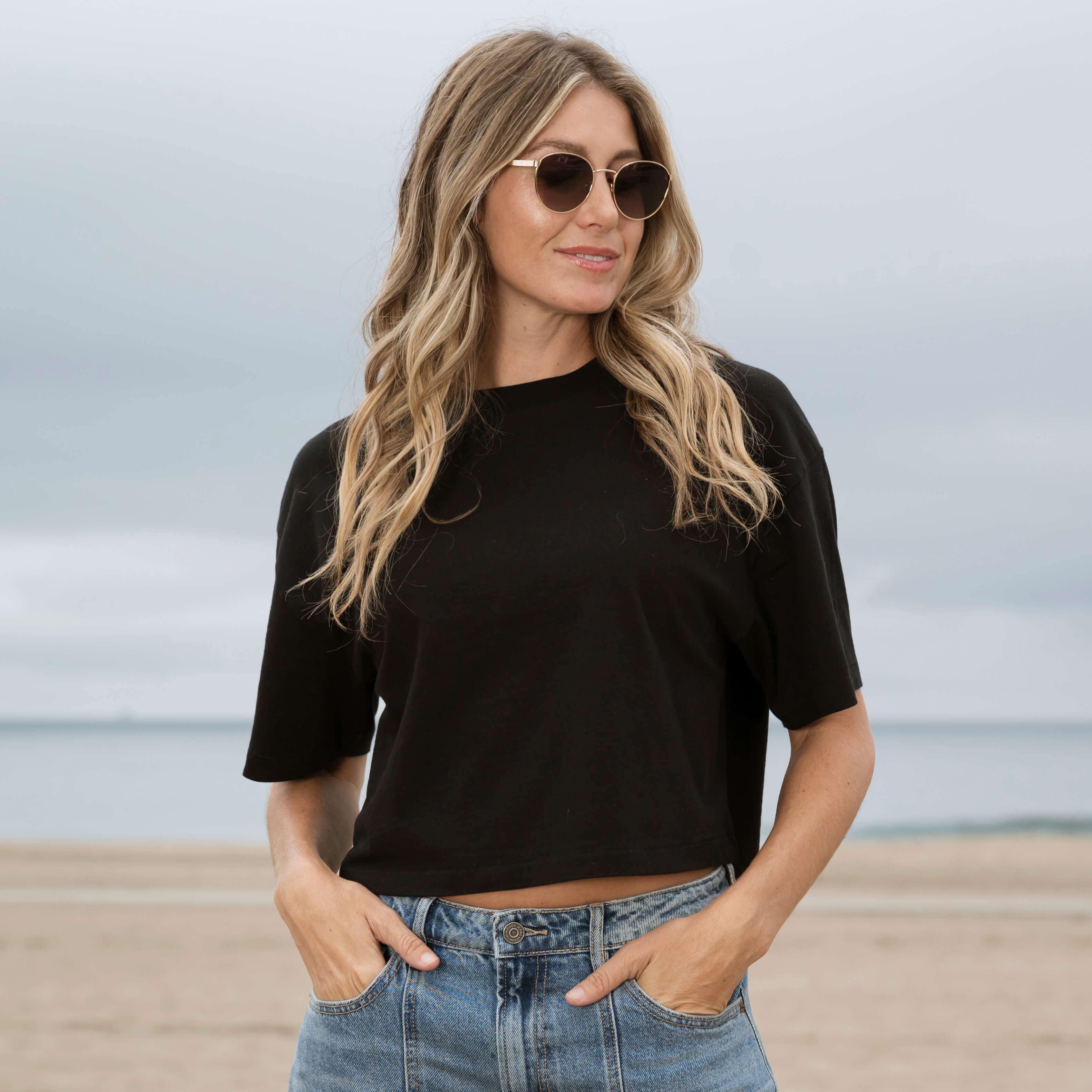 Womens Boxy Crop Heavyweight Tee